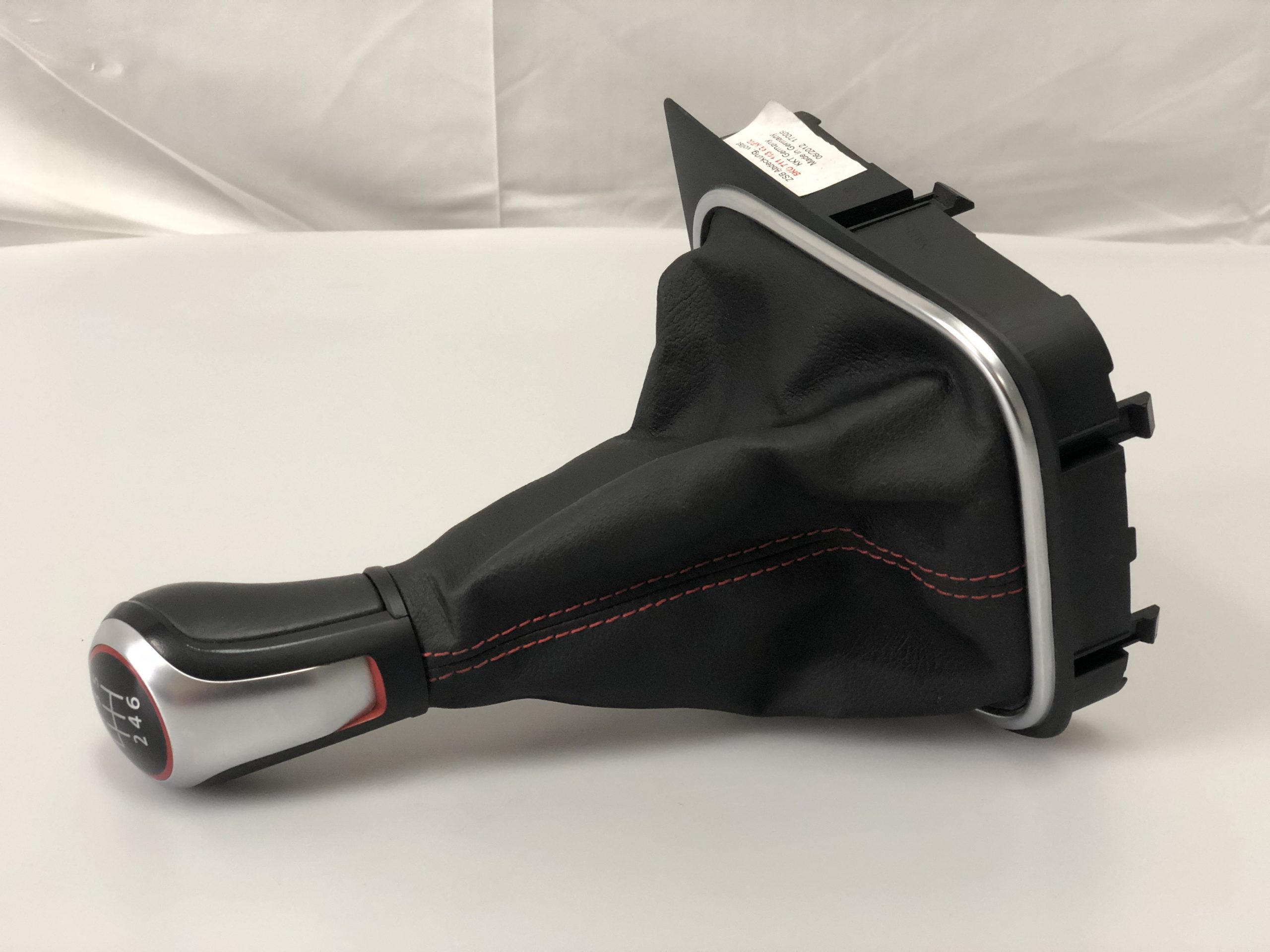 VW GOLF 6 GTI MANUAL GEARSTICK KNOB WITH RED STITCHING LEATHER BOOT PART # 5K0 711 113 G XPR