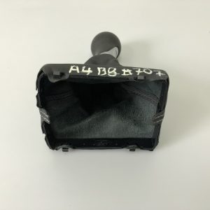 AUDI A4 B8 MANUAL 6 SPEED LEATHER GEARSTICK KNOB WITH (SOUL/JET GREY) LEATHER BOOT – PART # 8K0 863 278 G VTY