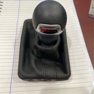 AUDI Q2 AUTOMATIC GEAR SELECTOR KNOB WITH BLACK LEATHER BOOT – PART # 81C713139 IBR