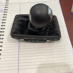 AUDI Q2 AUTOMATIC GEAR SELECTOR KNOB WITH BLACK LEATHER BOOT – PART # 81C713139 IBR