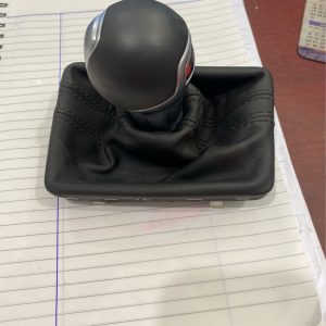 AUDI Q2 AUTOMATIC GEAR SELECTOR KNOB WITH BLACK LEATHER BOOT – PART # 81C713139 IBR